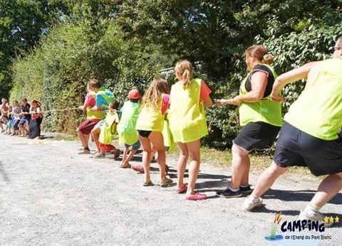 Camping L'Etang du Pays Blanc, 4* - 38