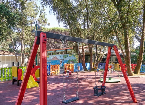 Camping Villaggio Baia Domizia, 4* - 32