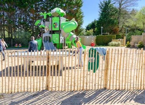 Camping Les Carolins, 3* - 45