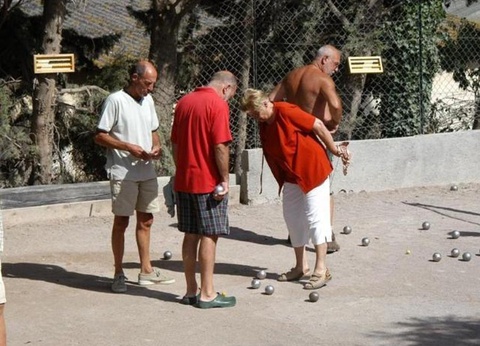 Camping Les Lauriers Roses, 4* - 6