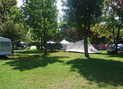 Camping Le Val d'Amour, 3* - 25