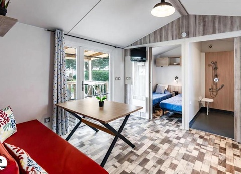 OFFRE CHOC - Camping Les Violettes 4* - 42