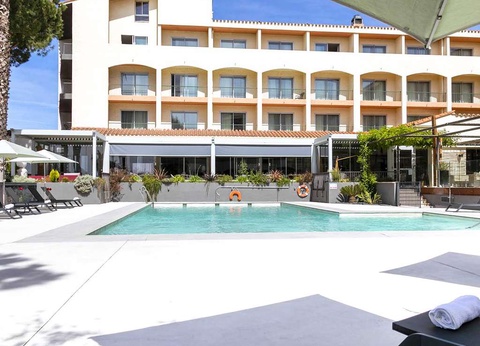 Pied à terre ideál à Perpignan dans un bel hotel avec piscine - 4* - 2