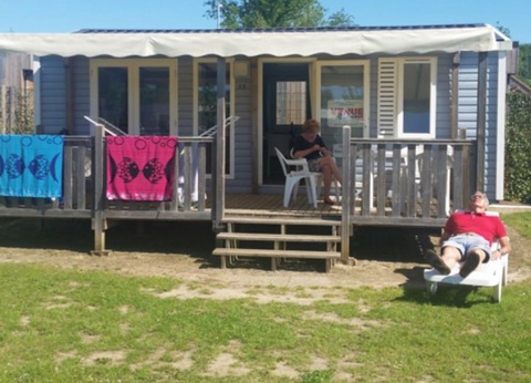 hu Montescudaio village, 3* - 98