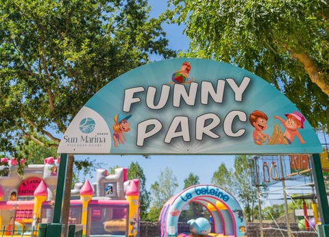 Camping Le Château, 5* - 27