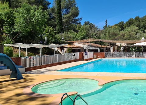 Camping Le Beau Vezé, 4* - 42