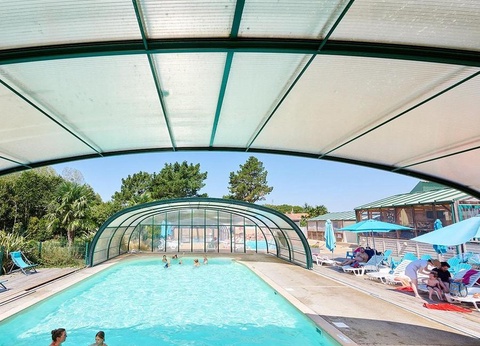 Camping Paradis la Bretonnière, 4* - 37