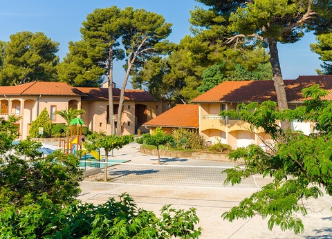 Club Azureva La Londe-les-Maures 3* en demi-pension - 2