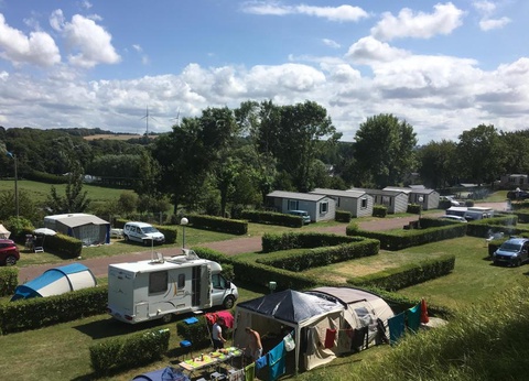 Camping Le Mont Joli Bois, 3* - 32