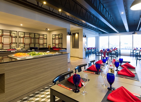 Sonesta Maho Beach Resort, Casino & Spa **** - 12