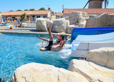 Camping Le Moulin de la Salle, 4* - 6