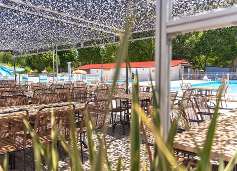 Camping Le Château de Galaure, 4* - 36