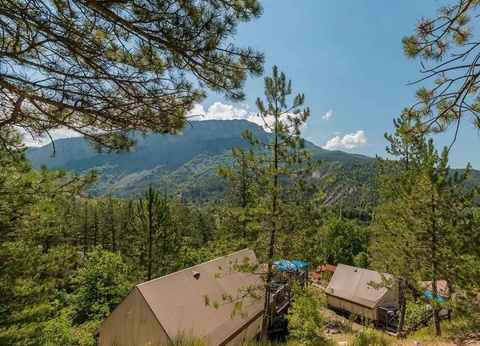 Flower Camping Le Clot du Jay, 3* - 18