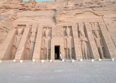 Croisière le Nil en Bleu et nuit à Abou Simbel - 18