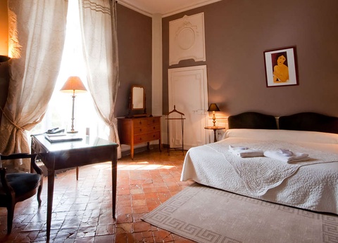 Nouvel an 2026 gastronomique et de charme non loin de Nîmes, chambre château - 3* - 23