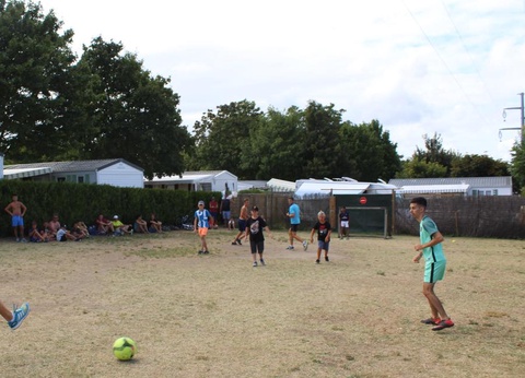 Camping Le Royan, 4* - 42