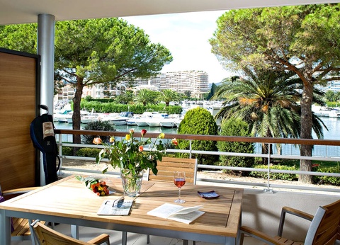 ÉVadez-vous sur la Côte d'Azur à deux pas de Cannes (jusqu'à 6 personnes) - 3* - 6