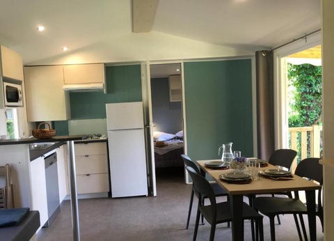 Flower Camping et Base de Loisirs de Rouffiac, 3* - 40