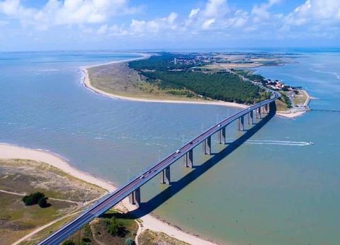 Camping Les P'tites Maisons dans la Prairie, 3* - 13