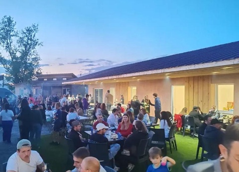 Camping Aux 4 vues, 3* - 5