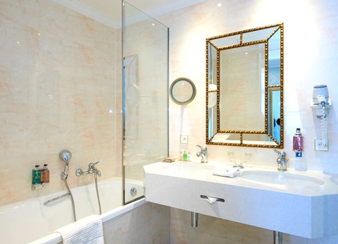 Escapade 5* au coeur de Bruxelles dans un Luxueux boutique hôtel - 5* - 18