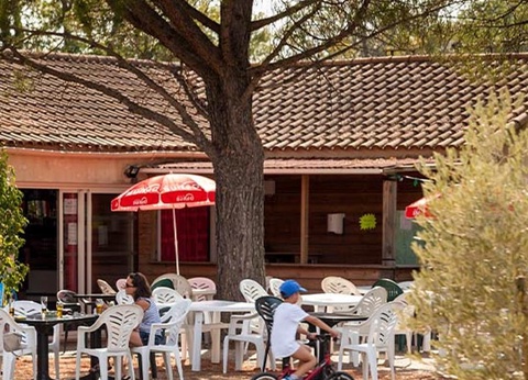 Camping Les Rives du Luberon, 4* - 28