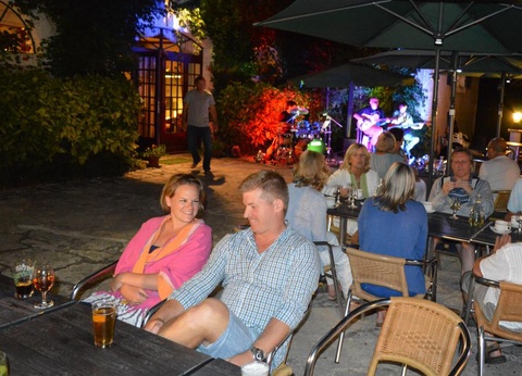 Camping Château de Lacomté, 4* - 47