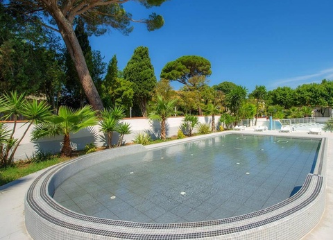 Camping Les 7 Fonts, 3* - 6