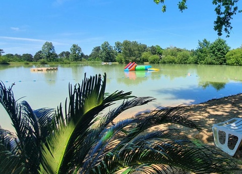 Camping Le Chêne du Lac, 3* - 43