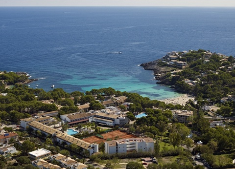 Forfait BEACH CLUB FONT DE SA CALA 4* - 9