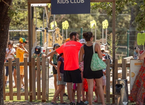 Camping Domaine de la Sainte Baume, 4* - 13