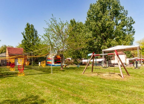 Camping les Etangs du Plessac 4* - 18