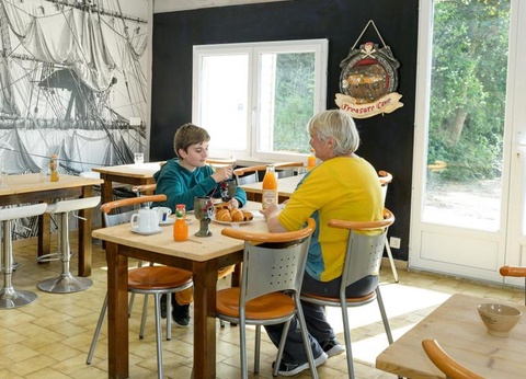 Flower Camping le Kergariou, 3* - 26