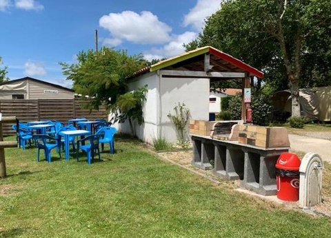 Camping Ushuaïa villages la Chesnays, 4* - 32