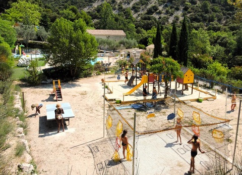 Camping les Terrasses Provençales, 4* - 12