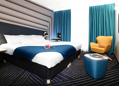 Séjour avec dîner & vins, visite et dégustation à la Maison Brotte - 3* - 4