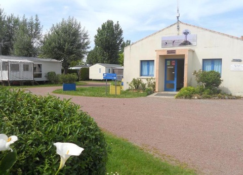 Camping de la Rive, 3* - 5