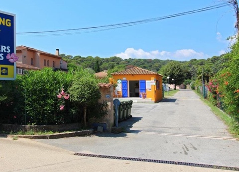 Camping Les Lauriers Roses, 4* - 9