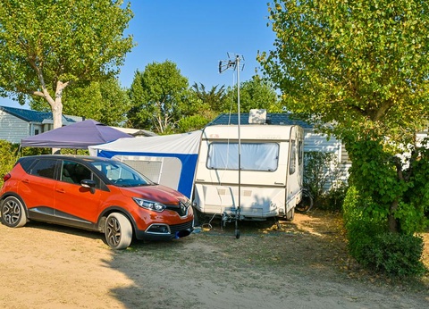 Camping Le Pont D'yeu, 3* - 28