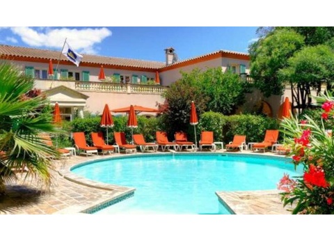 Week-end gourmand dans un havre de paix naturel au coeur de Nîmes - 4* - 2