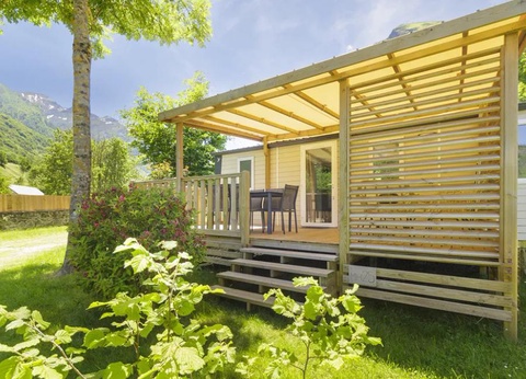 Flower Camping Pyrénées Natura, 4* - 23