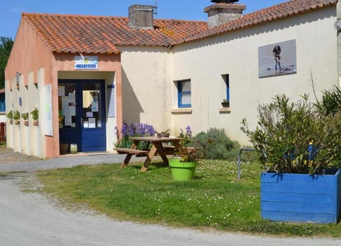 Camping de la Rive, 3* - 4