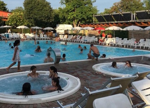 hu Roma Camping in Town - 9