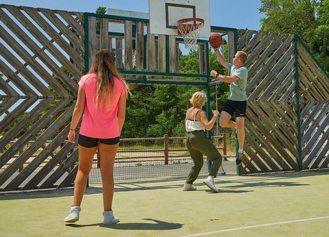Camping La Pommeraie de l'Océan, 4* - 17