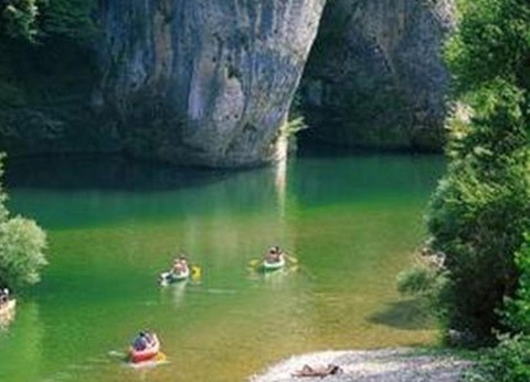 Camping le Domaine de Gajan, 4* - 30