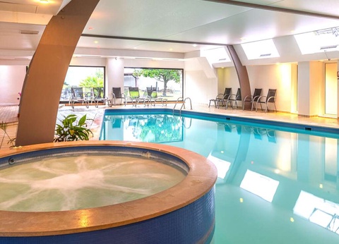 Séjour familiale à la découverte du Zoo la Bourbansais dans un hôtel de charme 4*+ Petit-déjeuner + Accès à l'espace détente + Sauna - 5