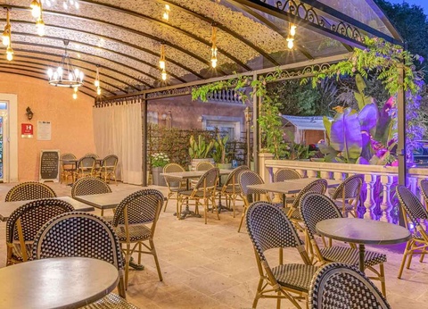 Romance et charme dans une bastide près de Cagnes-sur-Mer - 3* - 3