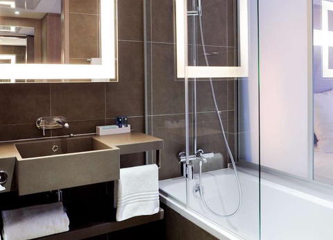 Week-end détente à Avignon 4* - 16