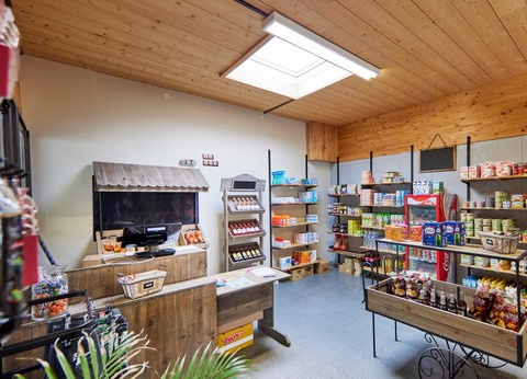 Camping Les Jardins du Morbihan, 4* - 32