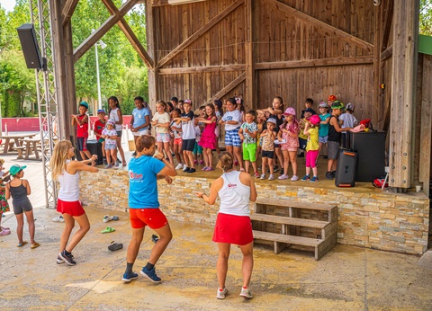 Camping Le Clos Virgile 4* - 33